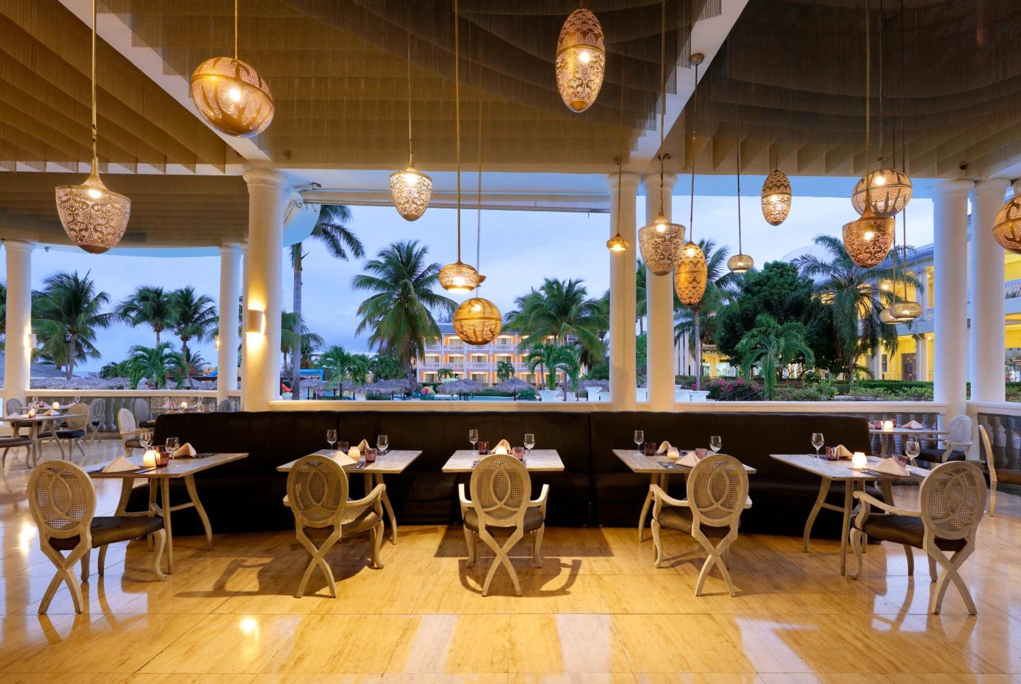 The Signature Level At Grand Palladium Lady Hamilton Resort & Spa Lucea Extérieur photo