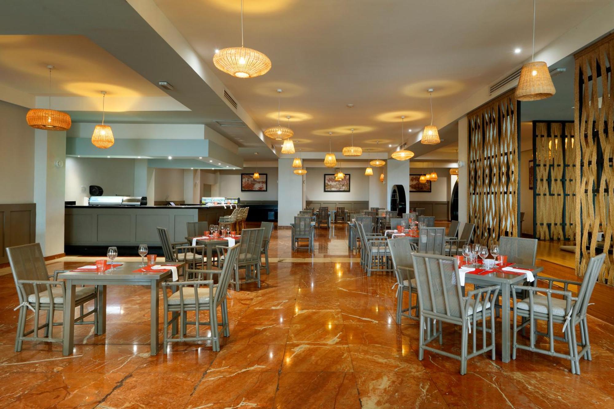 The Signature Level At Grand Palladium Lady Hamilton Resort & Spa Lucea Extérieur photo
