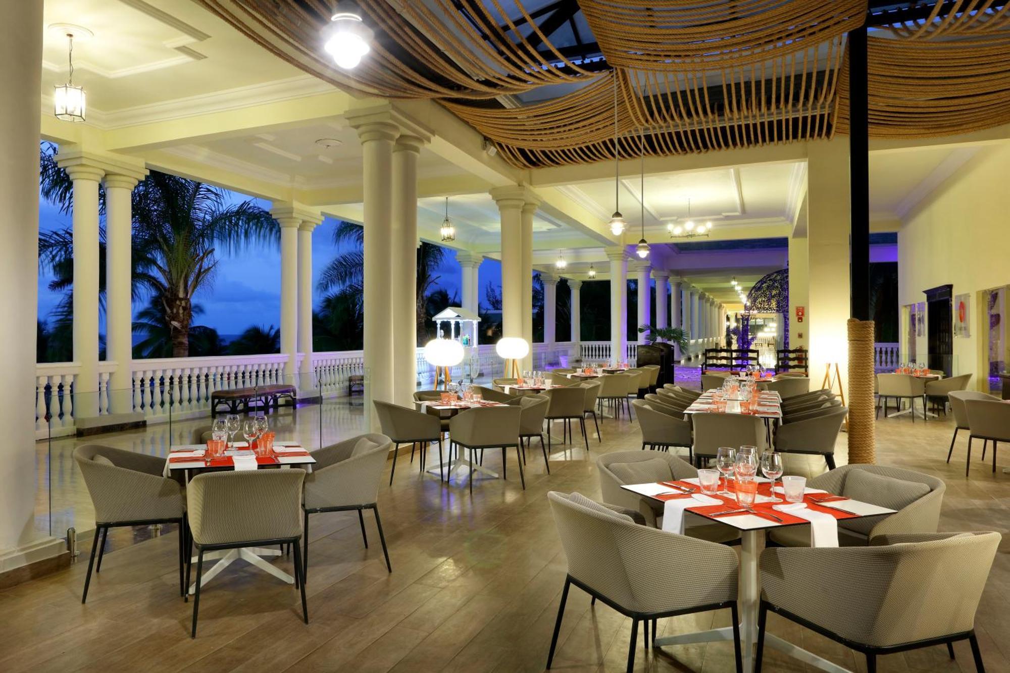 The Signature Level At Grand Palladium Lady Hamilton Resort & Spa Lucea Extérieur photo