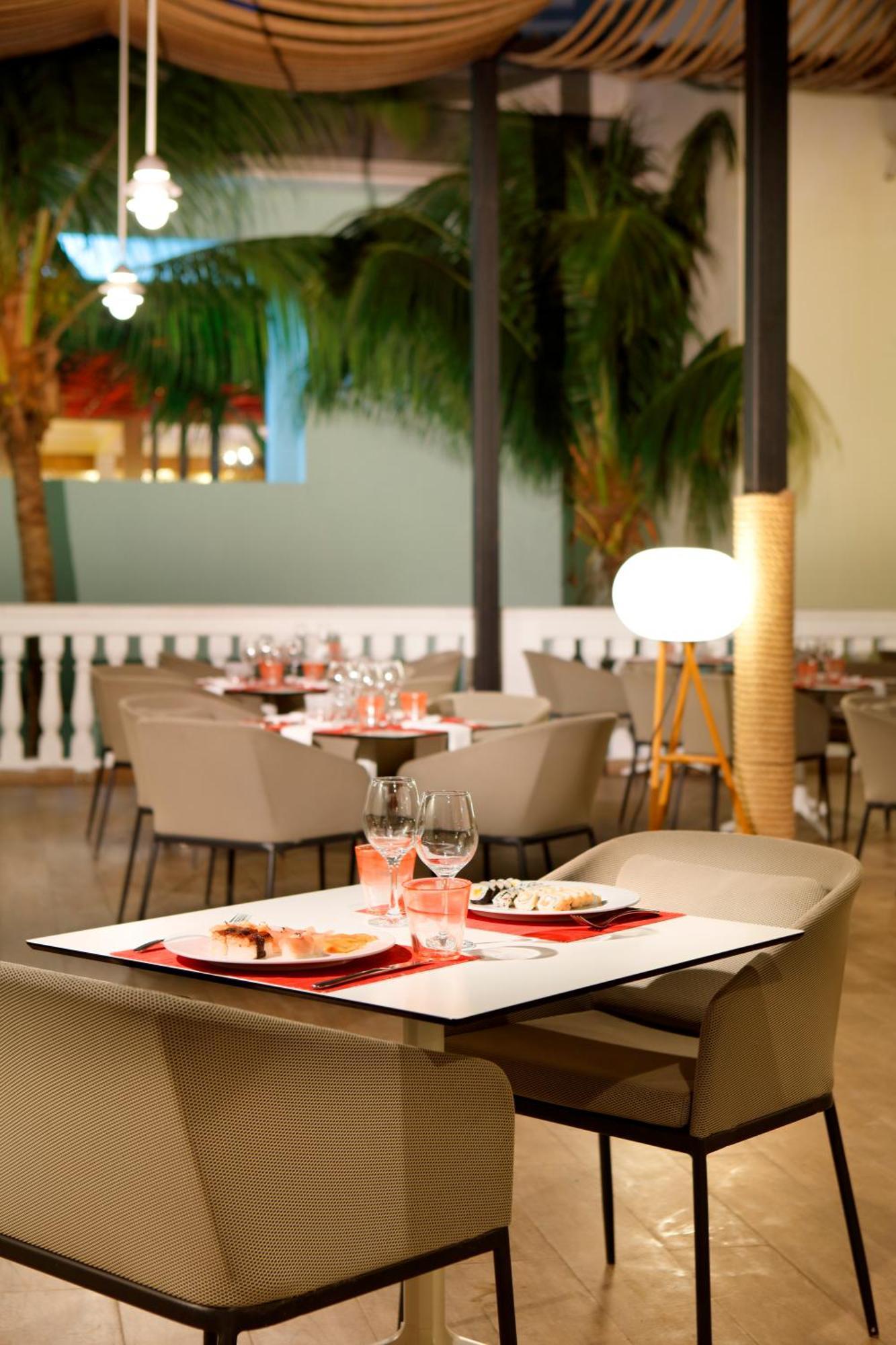 The Signature Level At Grand Palladium Lady Hamilton Resort & Spa Lucea Extérieur photo