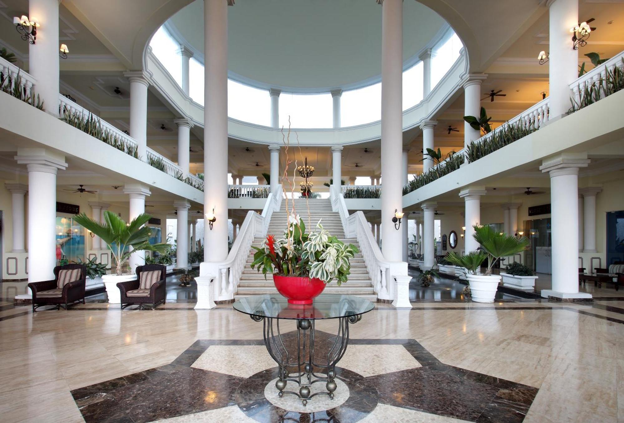 The Signature Level At Grand Palladium Lady Hamilton Resort & Spa Lucea Extérieur photo